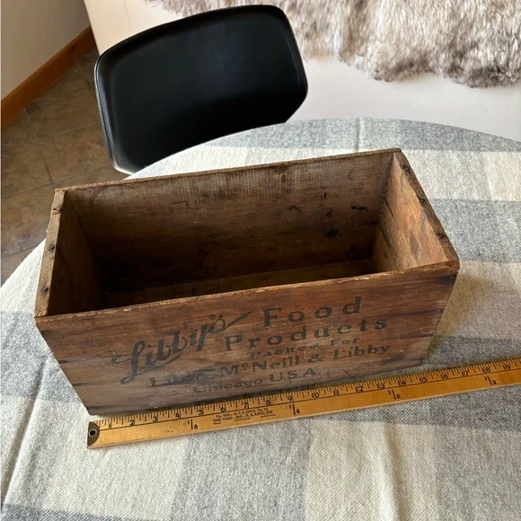 Antique Wooden Crate - Picture 7 of 9